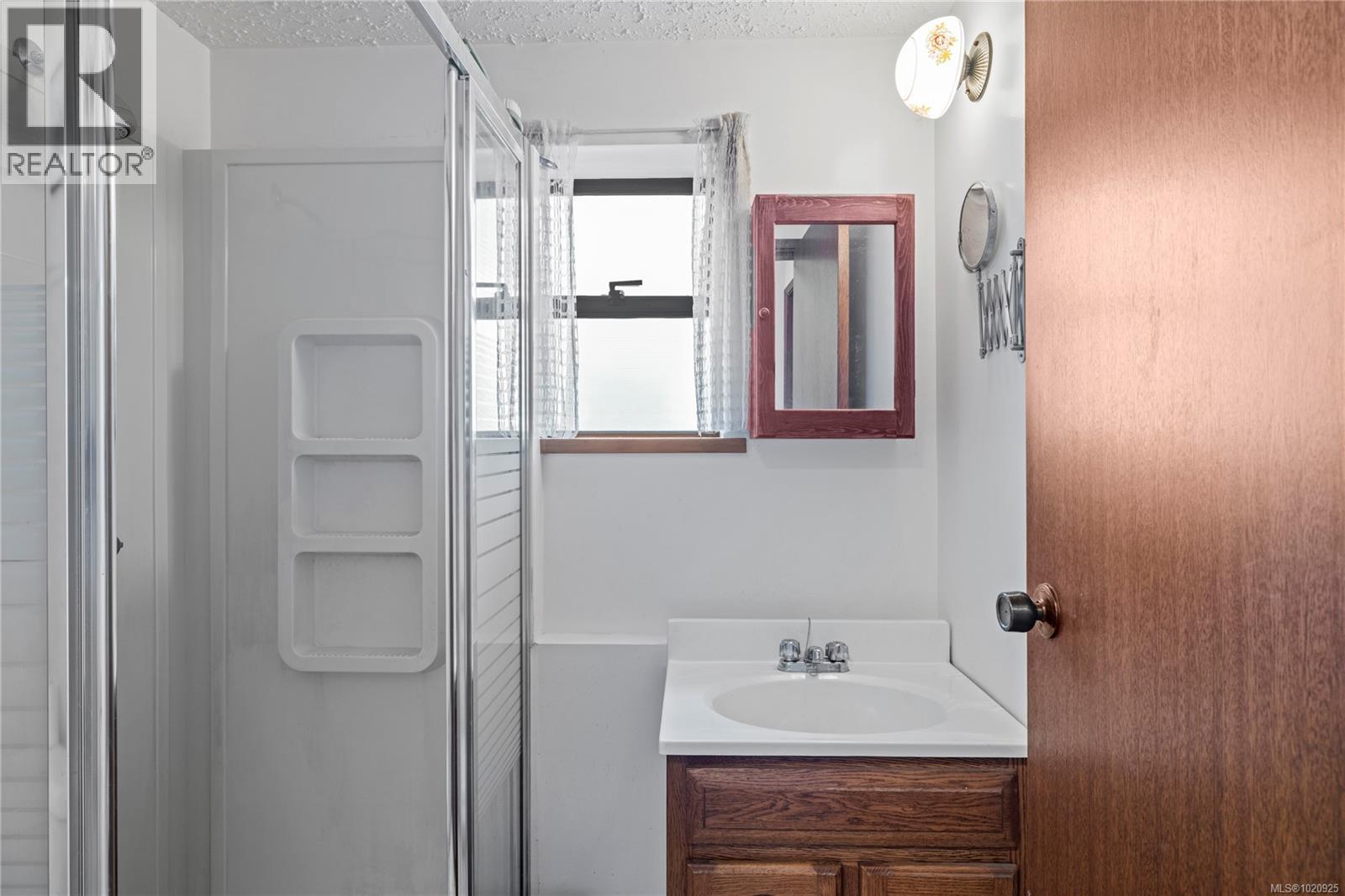 1529 White Rd, Nanaimo