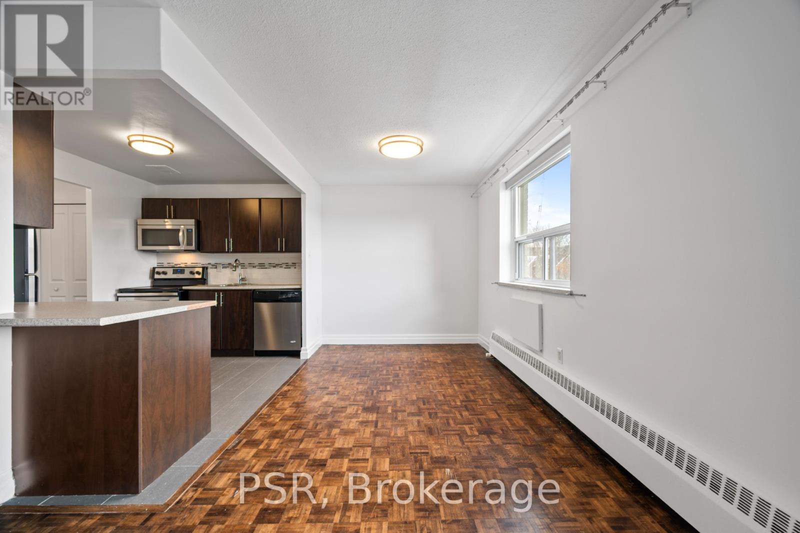 304 - 2300 MARINE DRIVE - Photo 5 of 13, Oakville (BR Bronte), Ontario