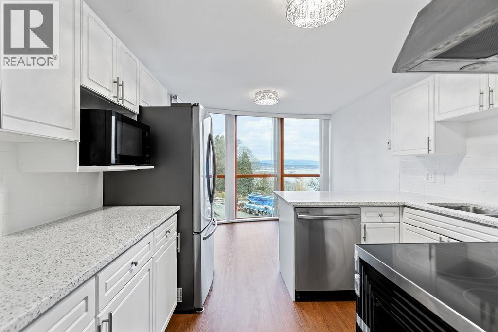 201 38 LEOPOLD PLACE, New Westminster