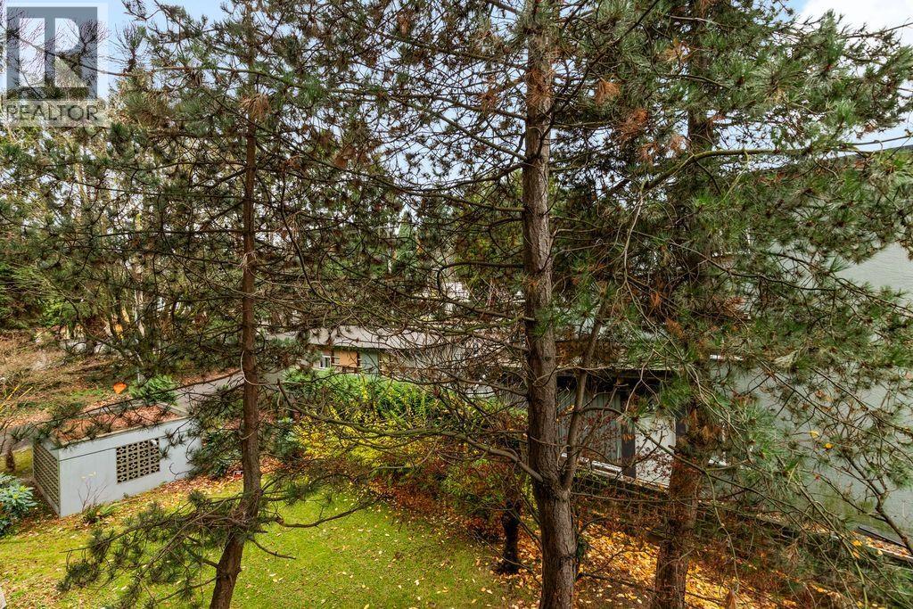 201 38 LEOPOLD PLACE, New Westminster