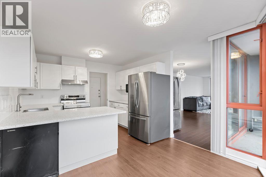 201 38 LEOPOLD PLACE, New Westminster