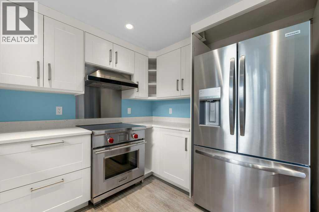 Single Family House for Sale in  Edforth Way NW Edgemont Calgary 