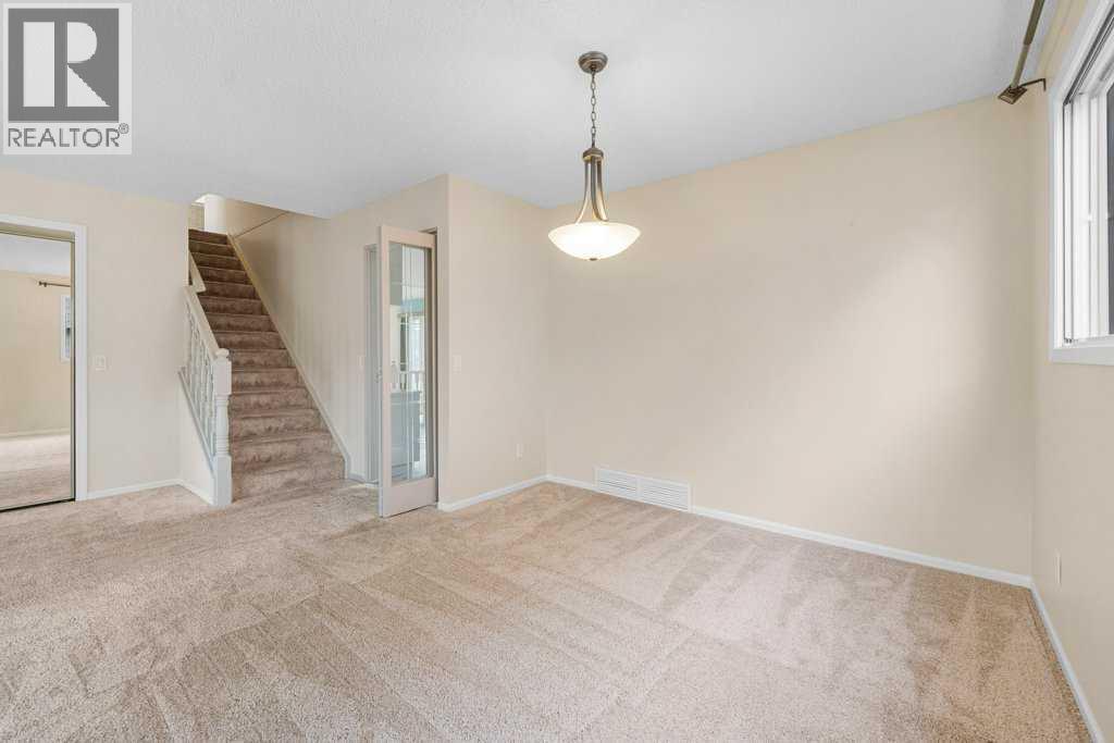 Single Family House for Sale in  Edforth Way NW Edgemont Calgary 