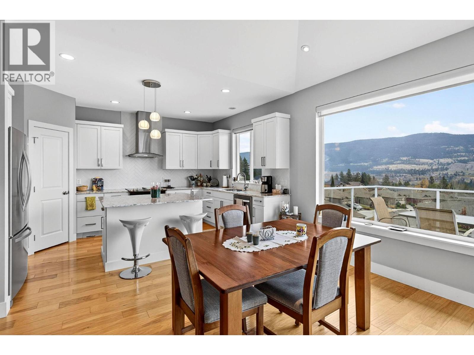 13246 Lake Hill Drive, Lake Country