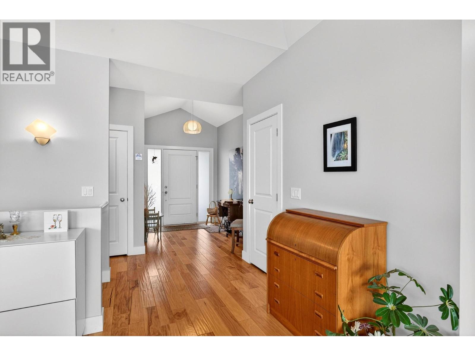 13246 Lake Hill Drive, Lake Country