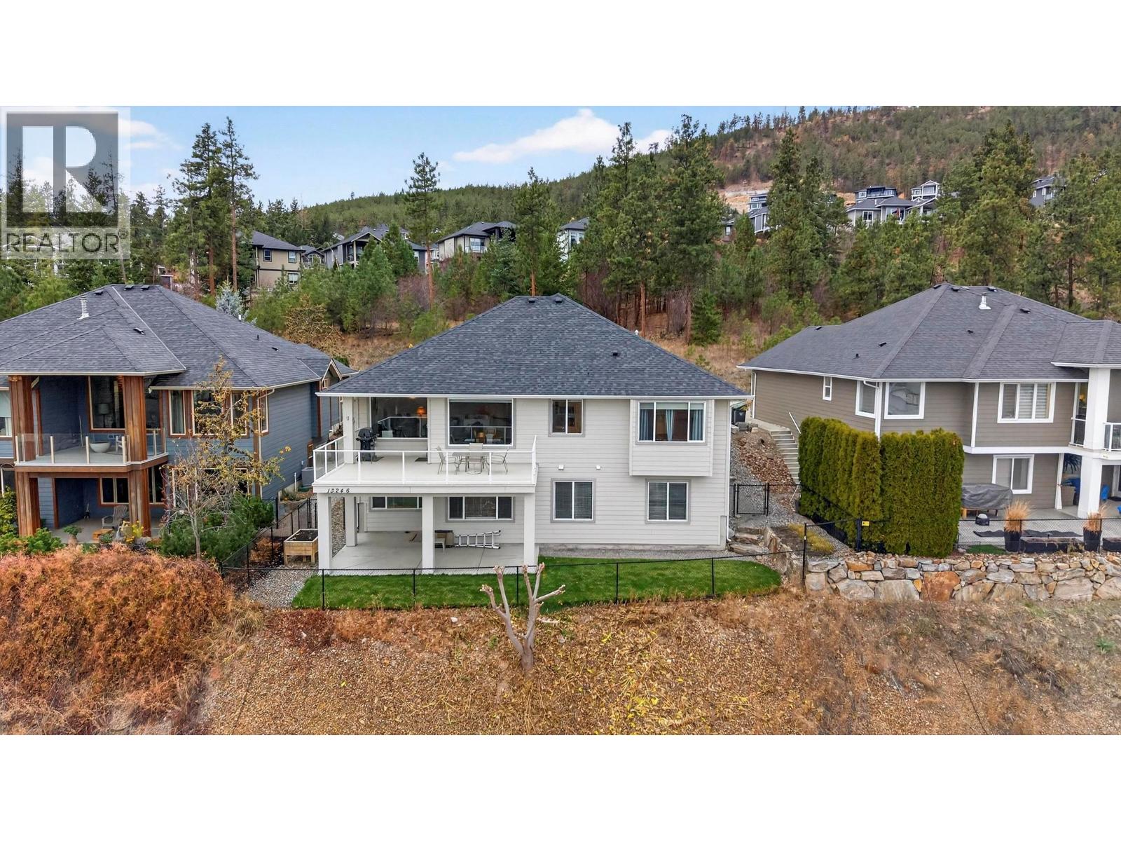 13246 Lake Hill Drive, Lake Country