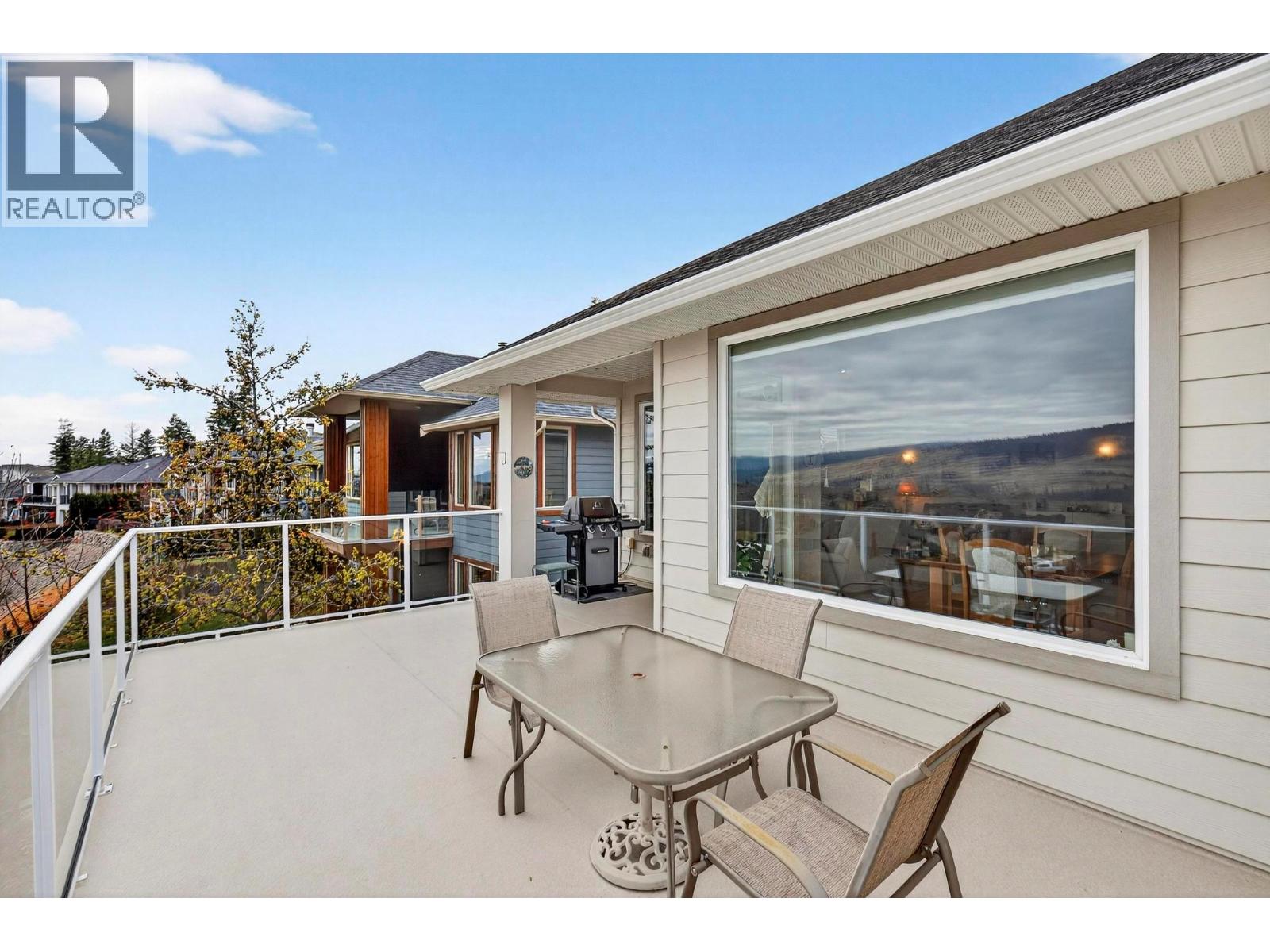 13246 Lake Hill Drive, Lake Country