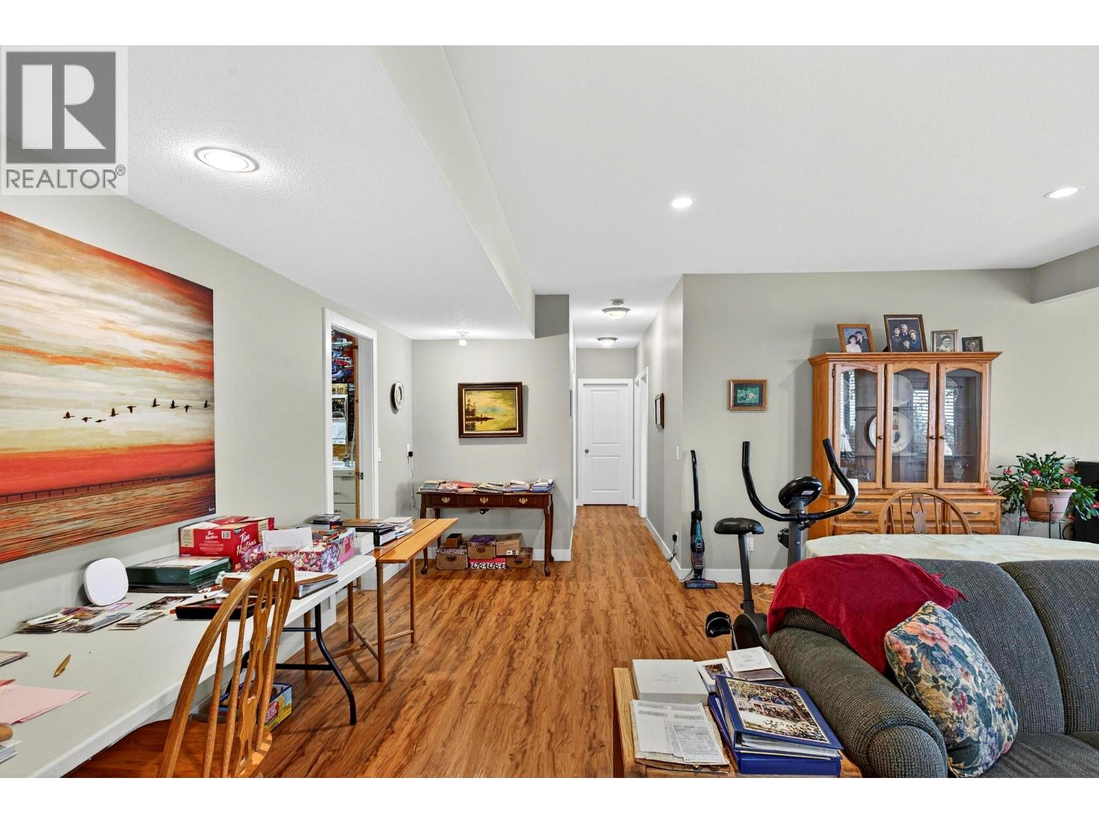 13246 Lake Hill Drive, Lake Country