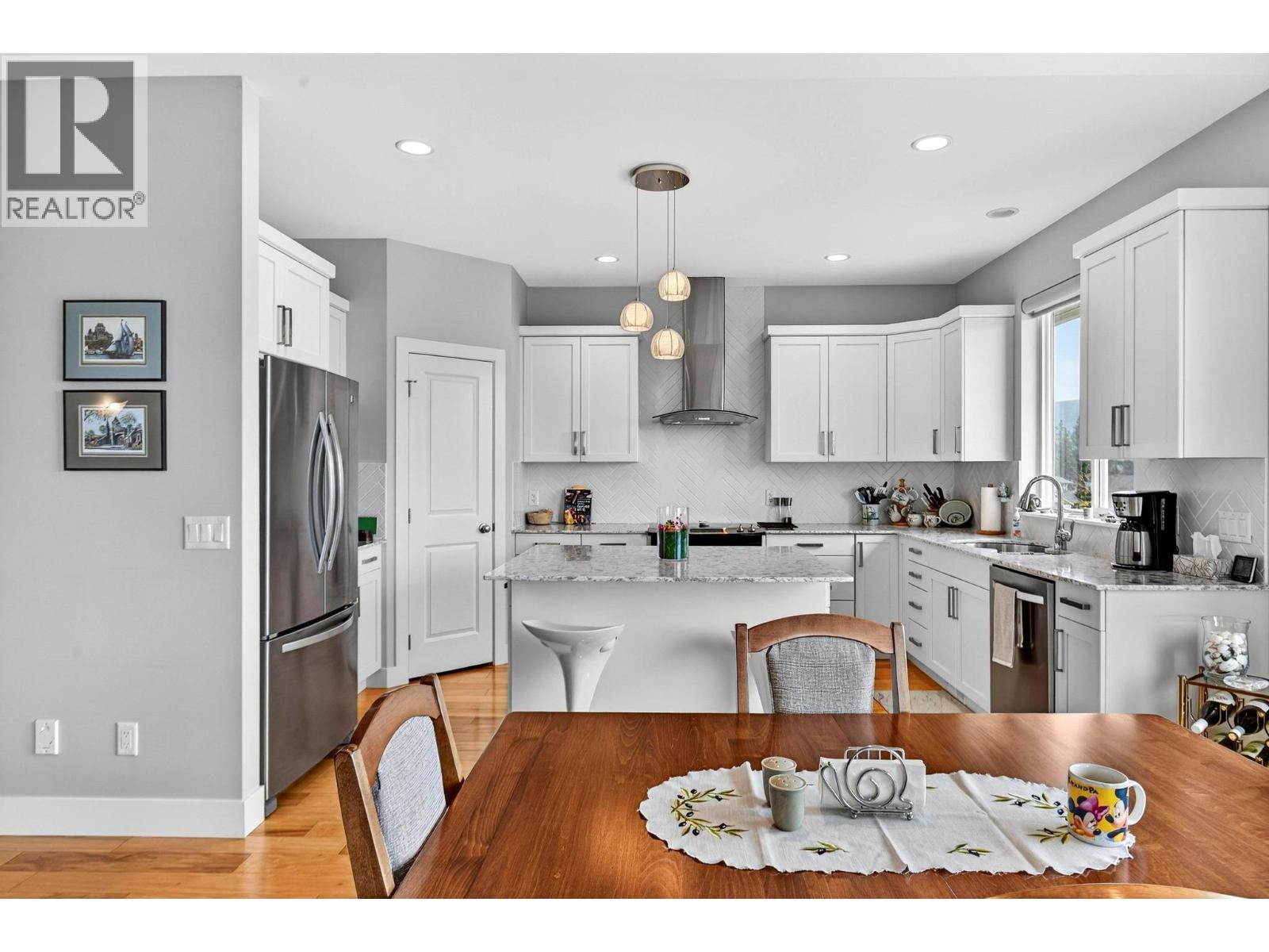 13246 Lake Hill Drive, Lake Country