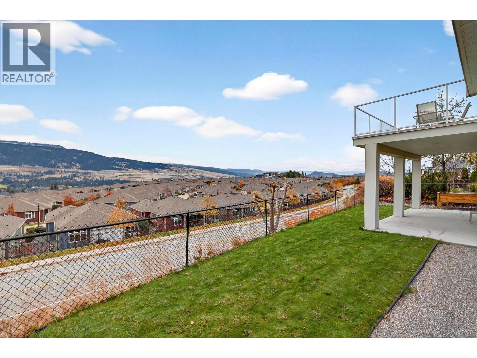 13246 Lake Hill Drive, Lake Country