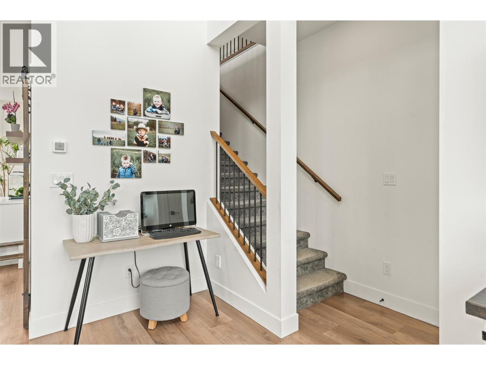  2589 Young Road, Spallumcheen