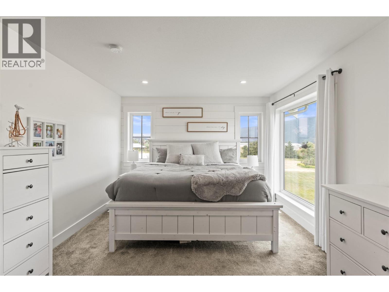  2589 Young Road, Spallumcheen