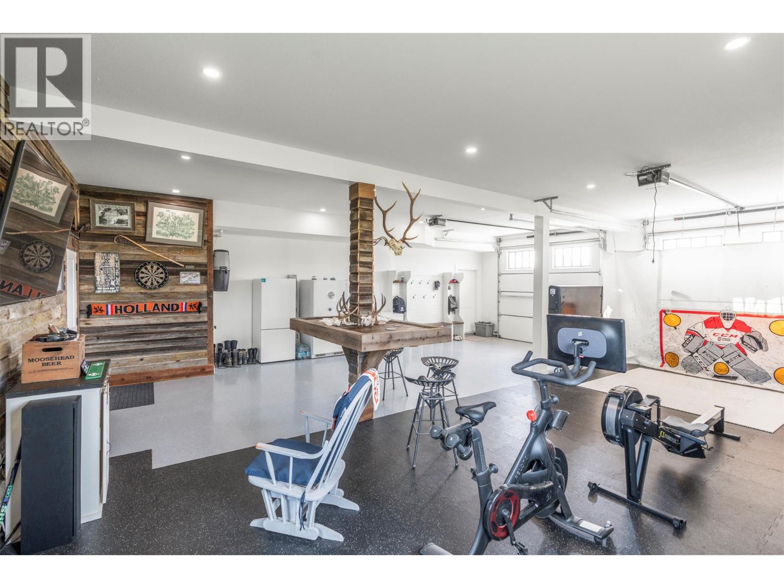  2589 Young Road, Spallumcheen