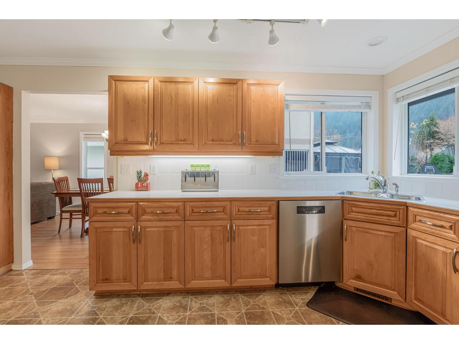 318 MIAMI RIVER DRIVE, Harrison Hot Springs, Harrison Hot Springs