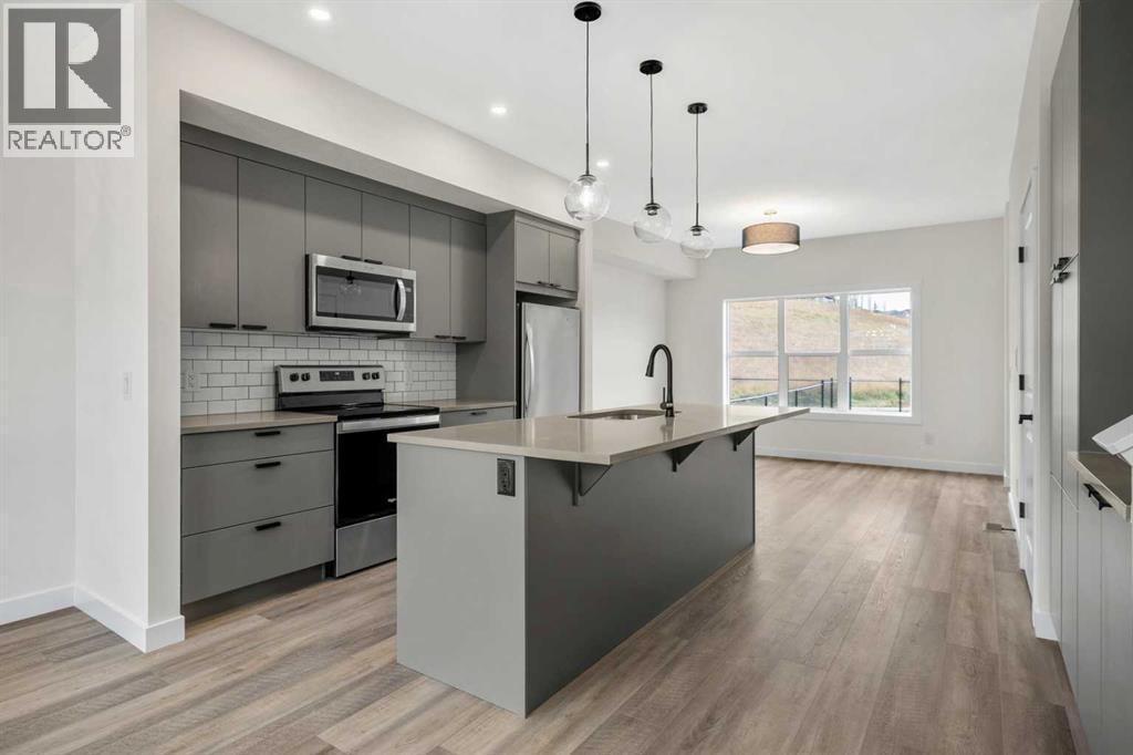 525 River Heights Drive, Cochrane