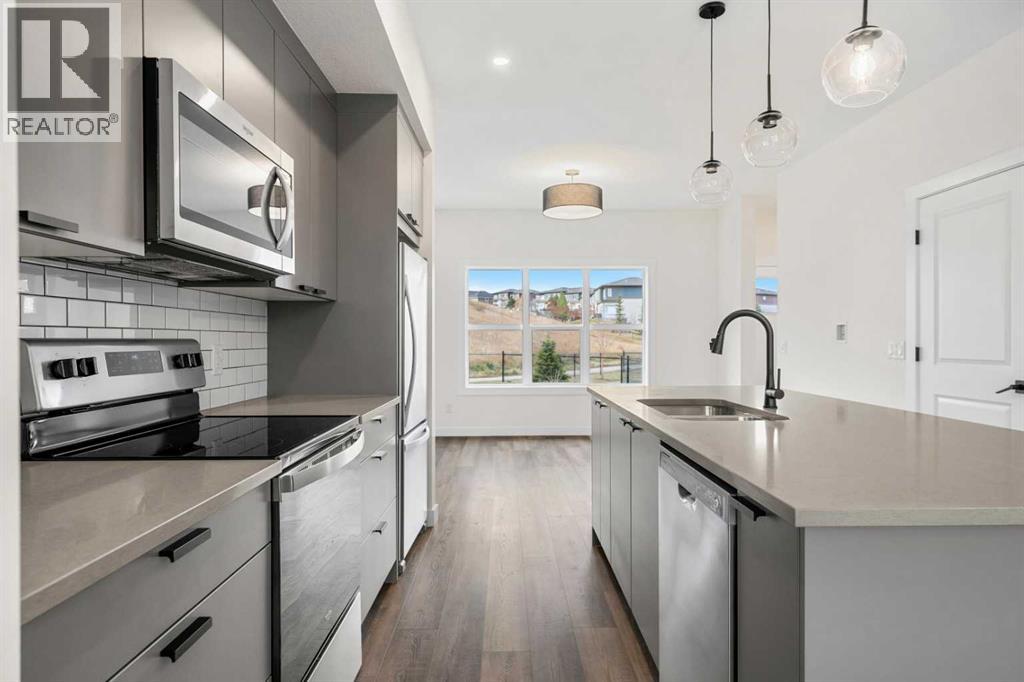 525 River Heights Drive, Cochrane