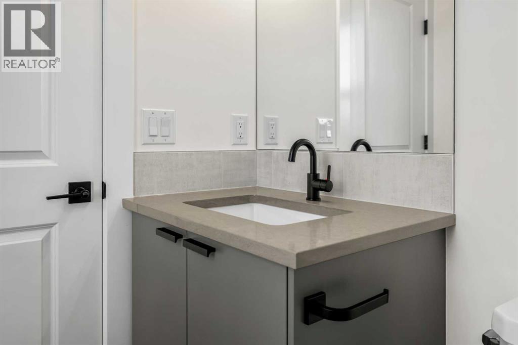 525 River Heights Drive, Cochrane