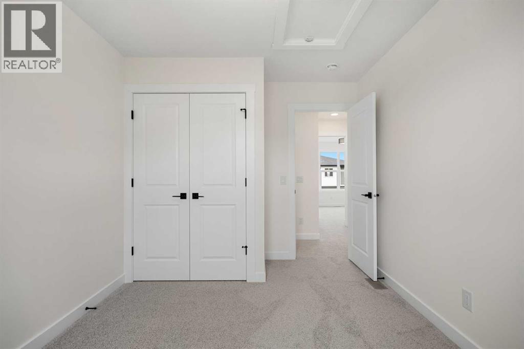 525 River Heights Drive, Cochrane