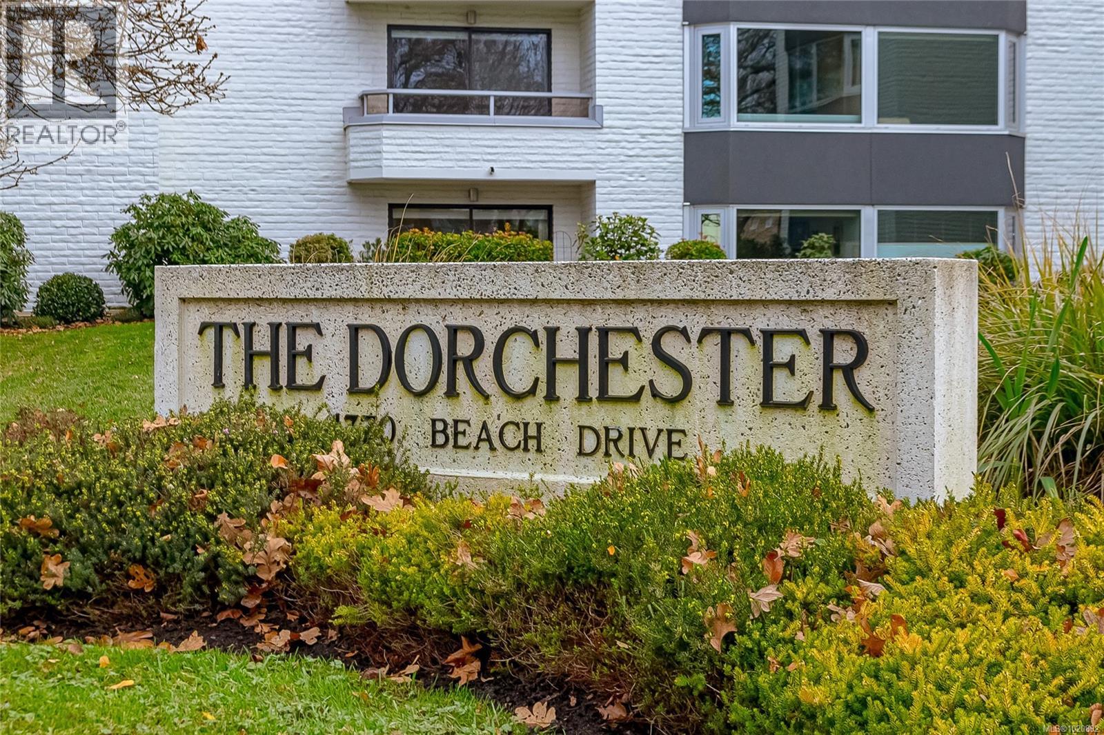 305 1370 Beach Drive, Oak Bay