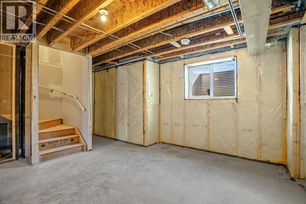 525 River Heights Drive, Cochrane