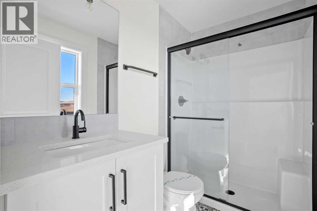 525 River Heights Drive, Cochrane