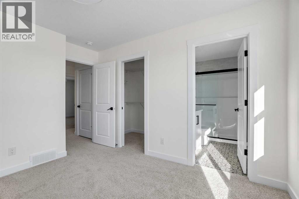 525 River Heights Drive, Cochrane