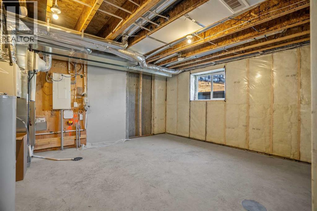 525 River Heights Drive, Cochrane