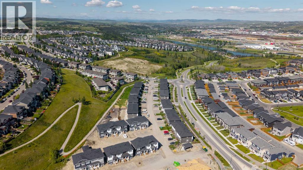 525 River Heights Drive, Cochrane