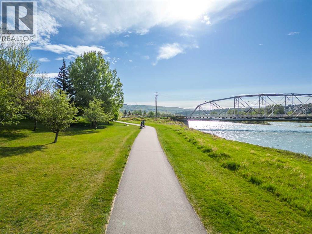 525 River Heights Drive, Cochrane