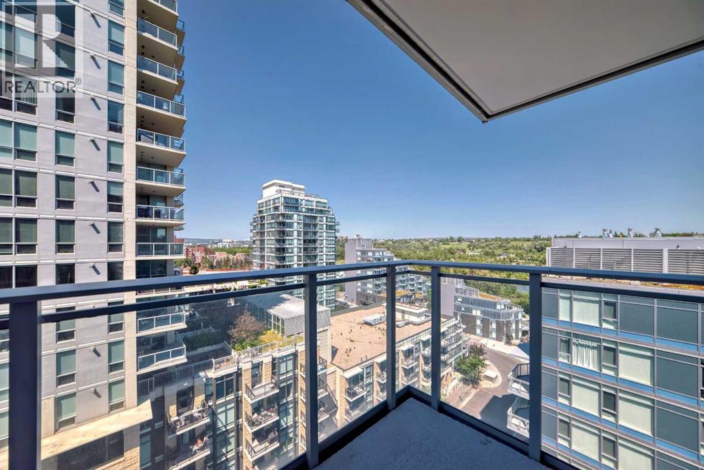 Single Family House for Sale in   Waterfront Court SW Chinatown Calgary 