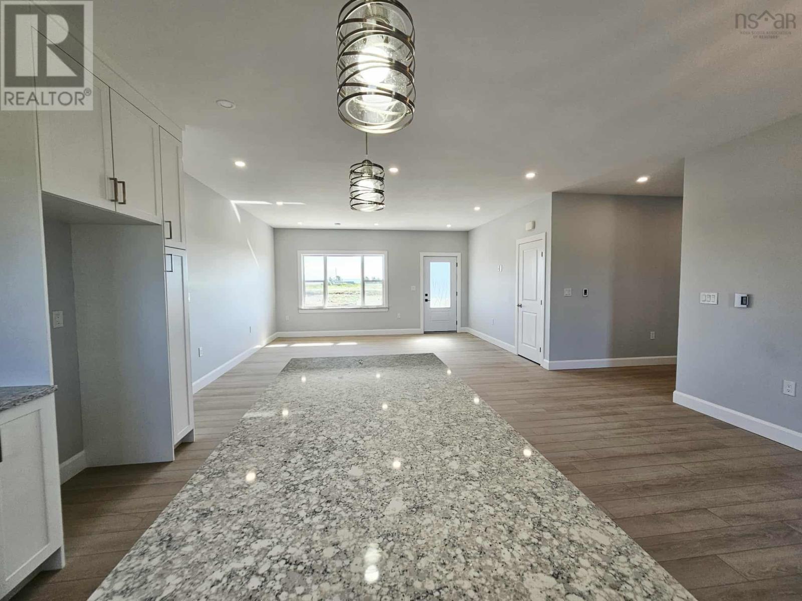 Property 20 of 49 of 11297 Highway 2