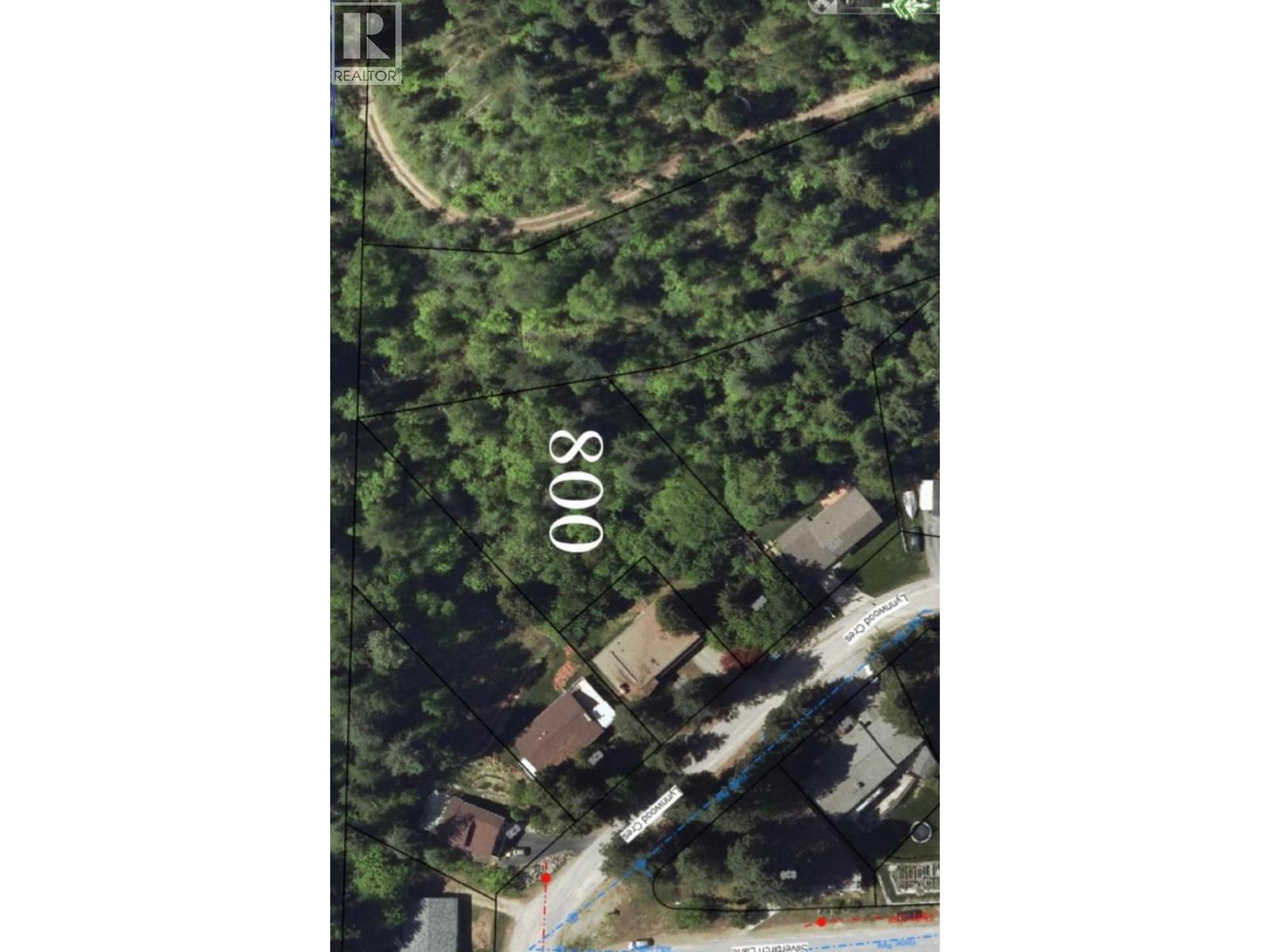 800 LYNNWOOD Crescent, Castlegar