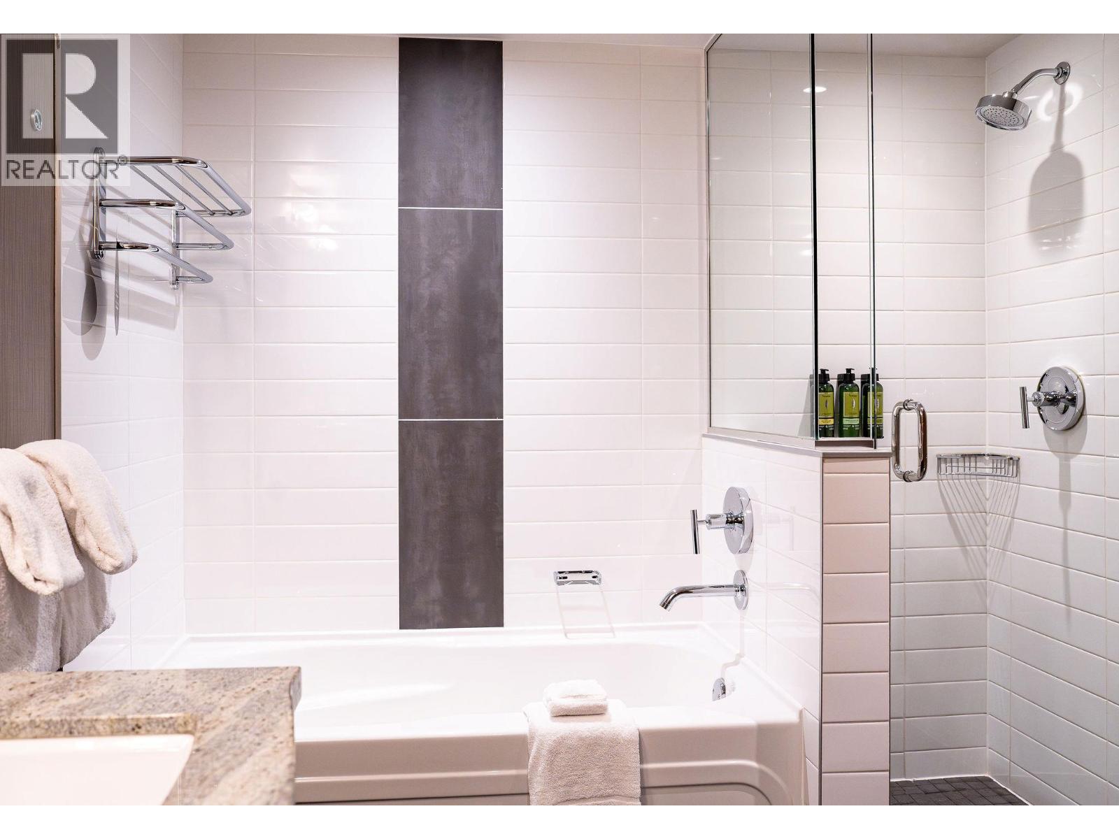 2950 Camozzi Road Unit# 2631, Revelstoke