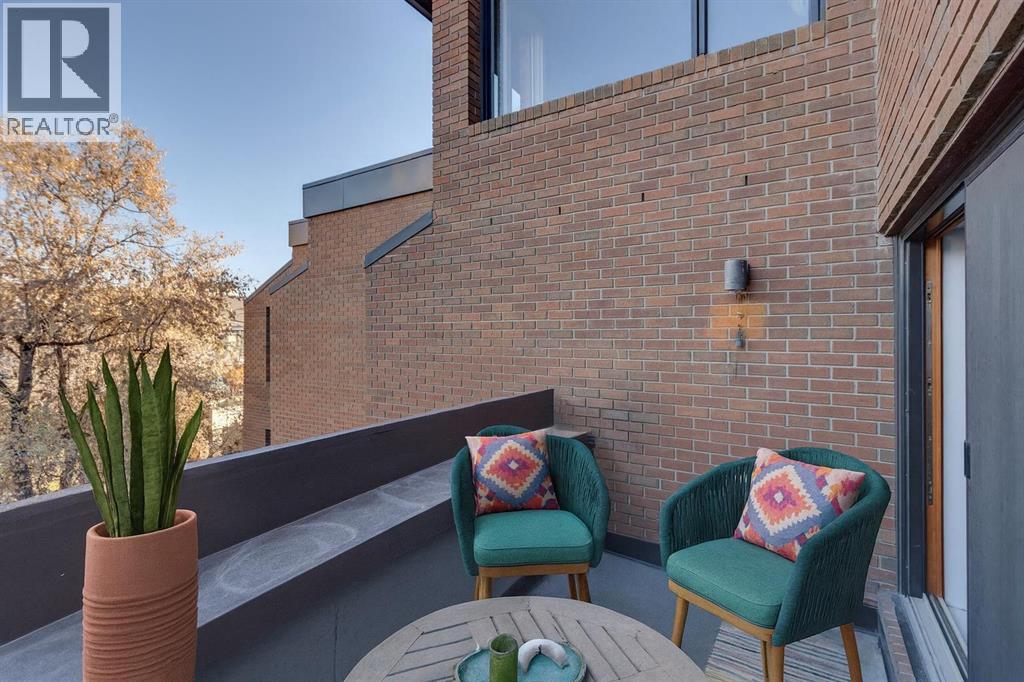 Single Family House for Sale in   A Street SW Lower Mount Royal Calgary 