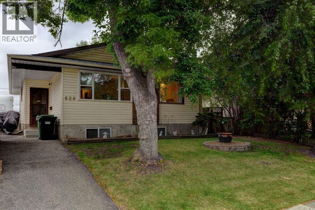 Single Family House Bungalow for Sale in  Cantrell Drive SW Canyon Meadows Calgary 