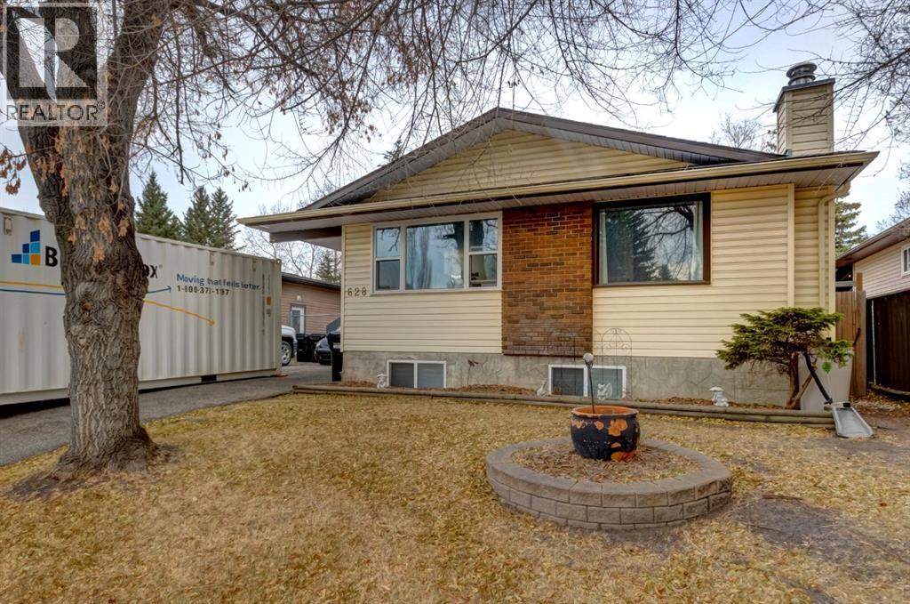 Single Family House Bungalow for Sale in  Cantrell Drive SW Canyon Meadows Calgary 