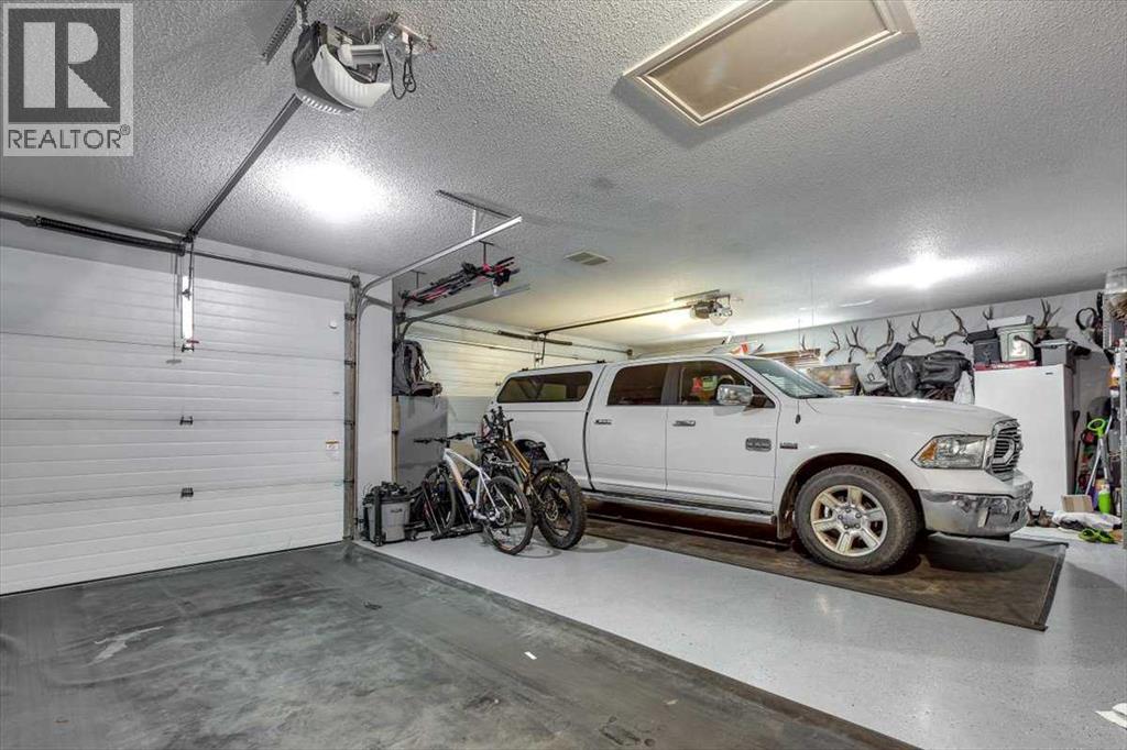 38 Estella Crescent, Lacombe