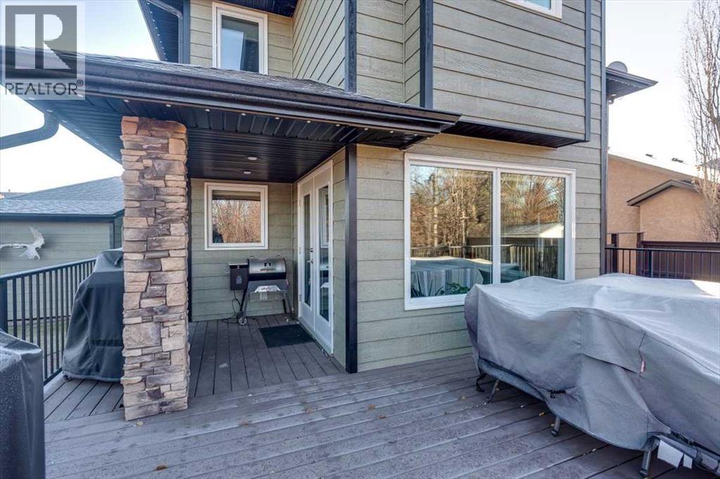 38 Estella Crescent, Lacombe