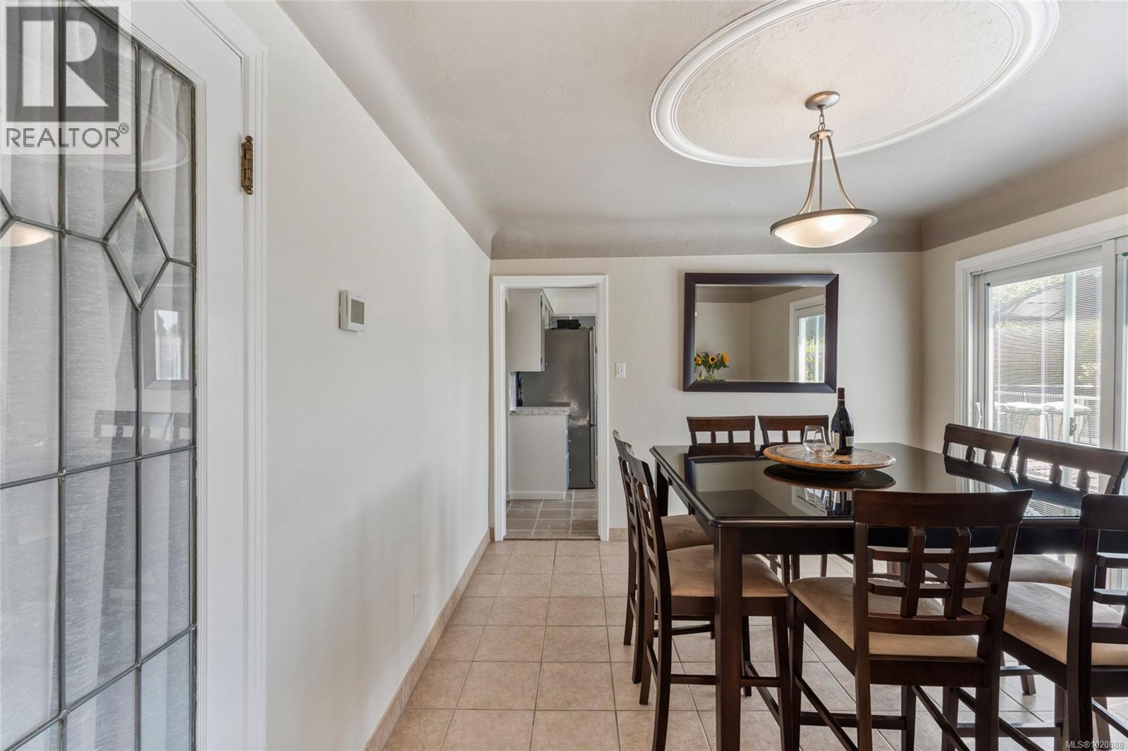 3944 Cedar Hill Cross Rd, Saanich