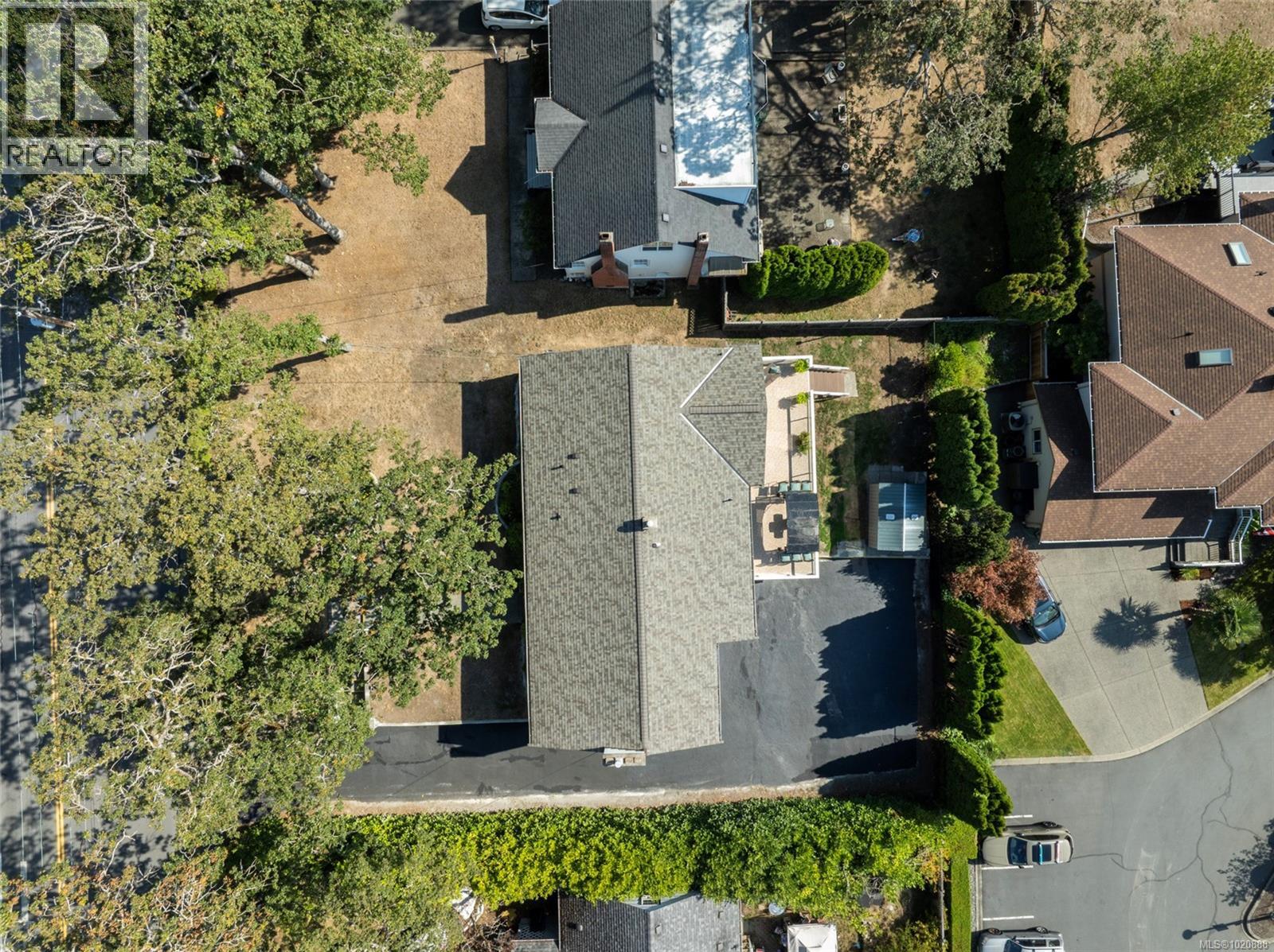 3944 Cedar Hill Cross Rd, Saanich