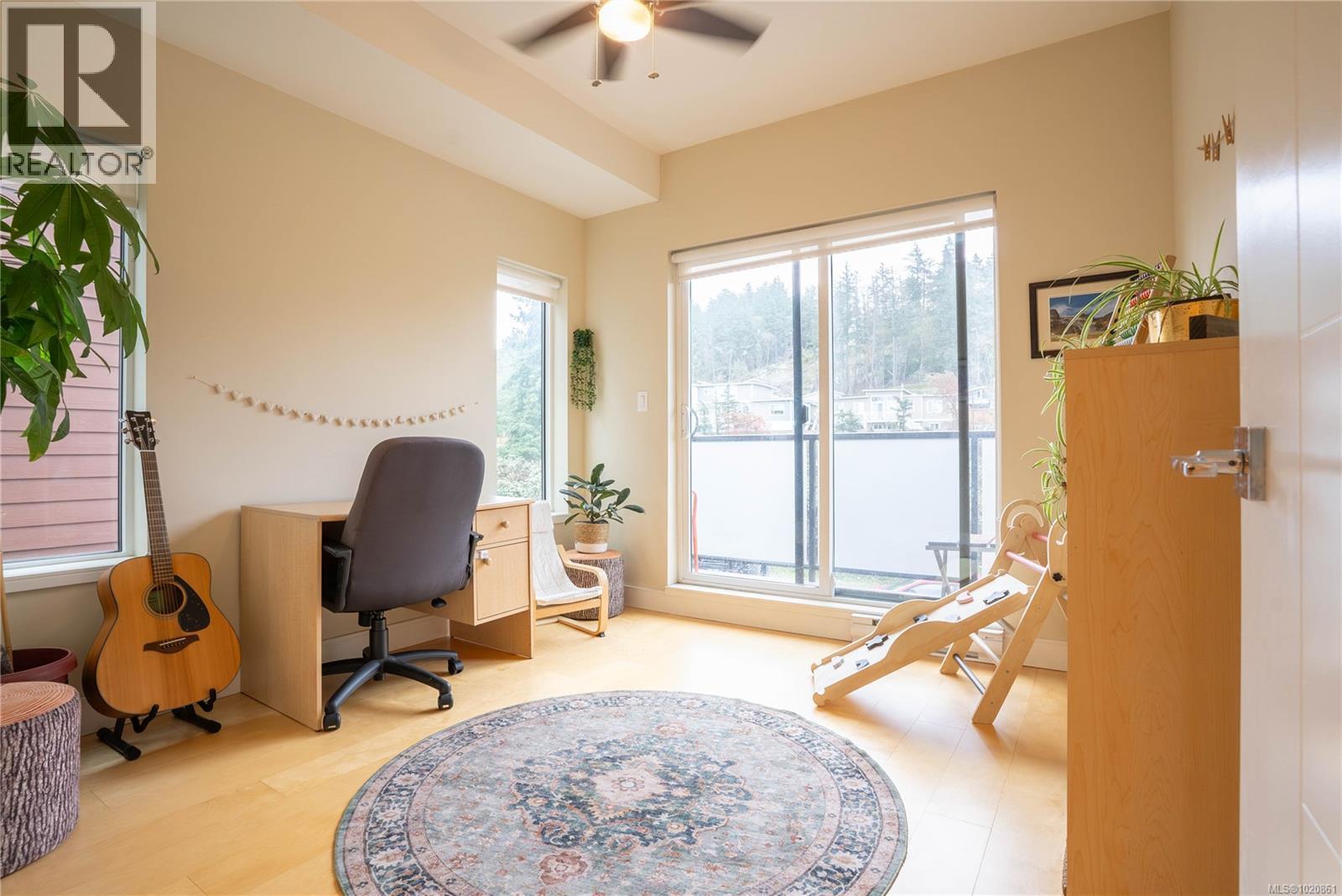 117 300 Phelps Ave, Langford