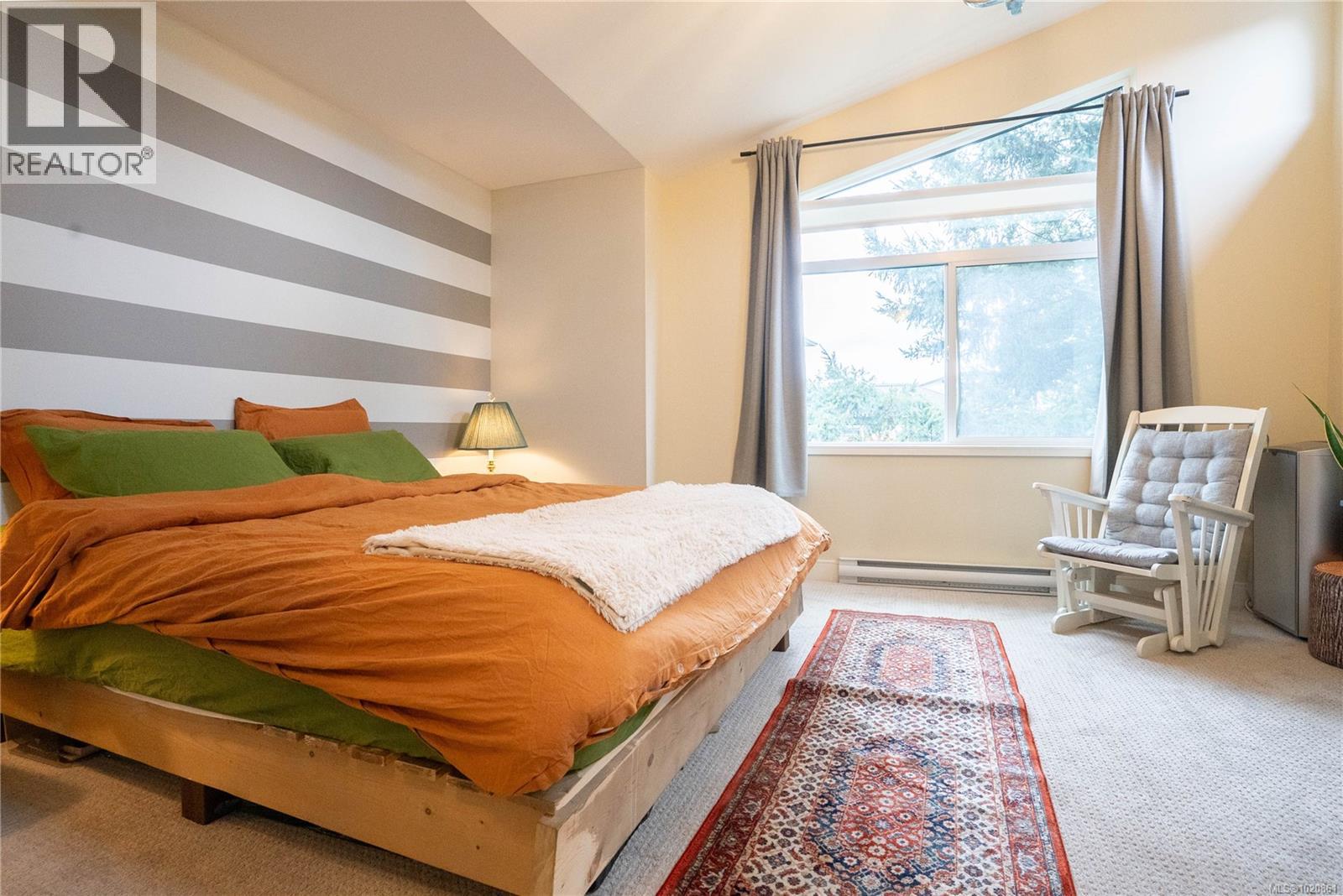 117 300 Phelps Ave, Langford