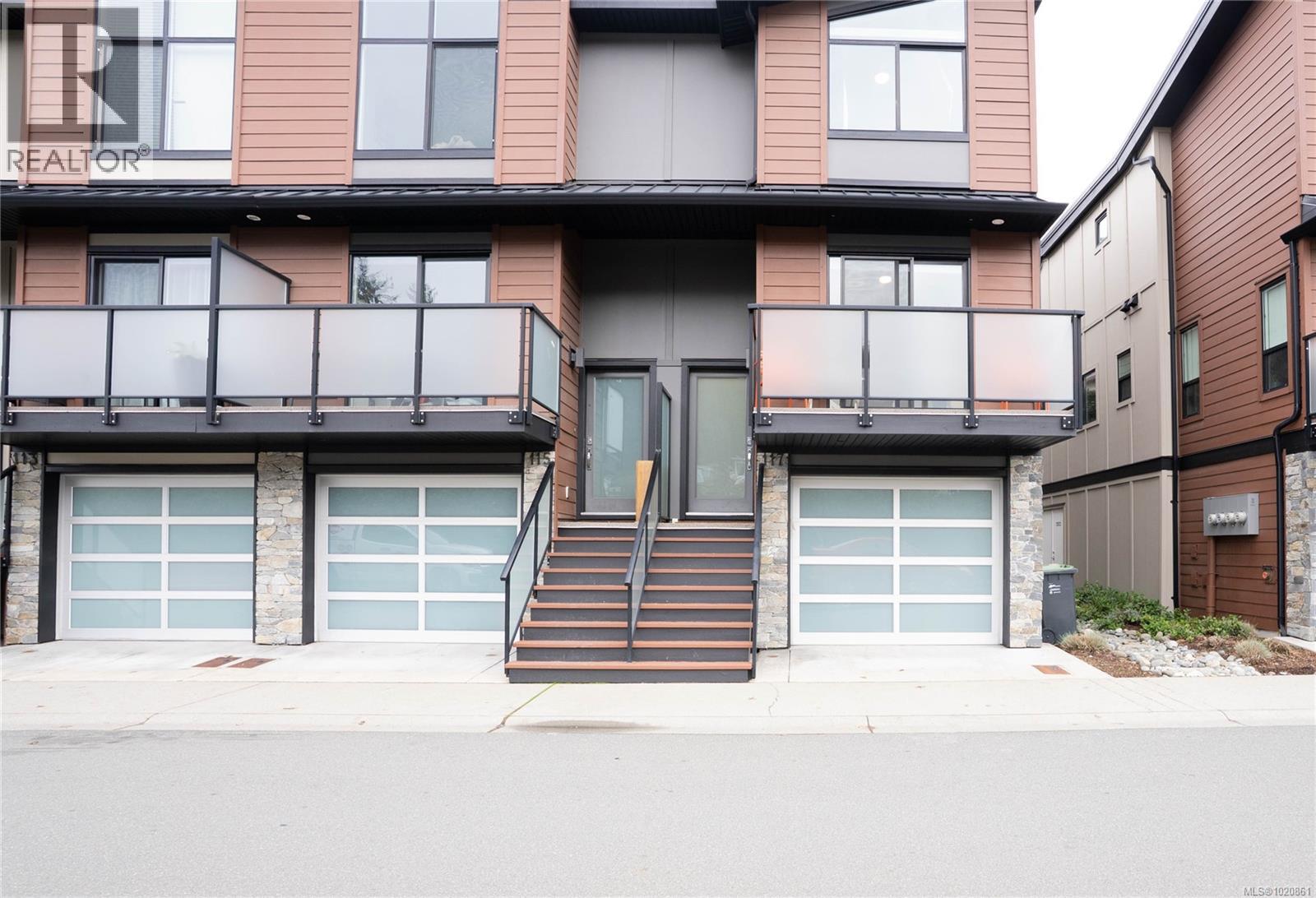 117 300 Phelps Ave, Langford