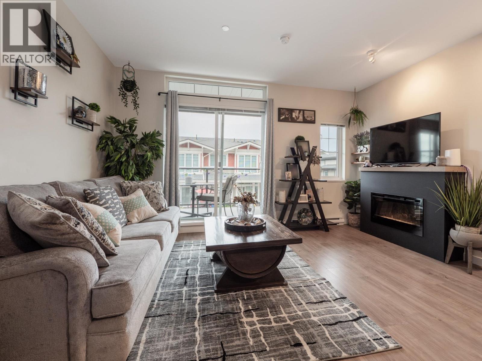 5934 OLDMILL LANE, Sechelt