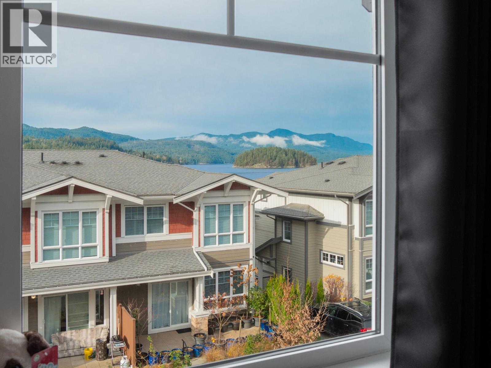 5934 OLDMILL LANE, Sechelt