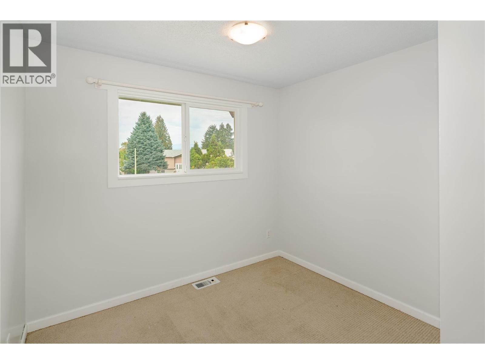 225 JUPITER Court, Kelowna