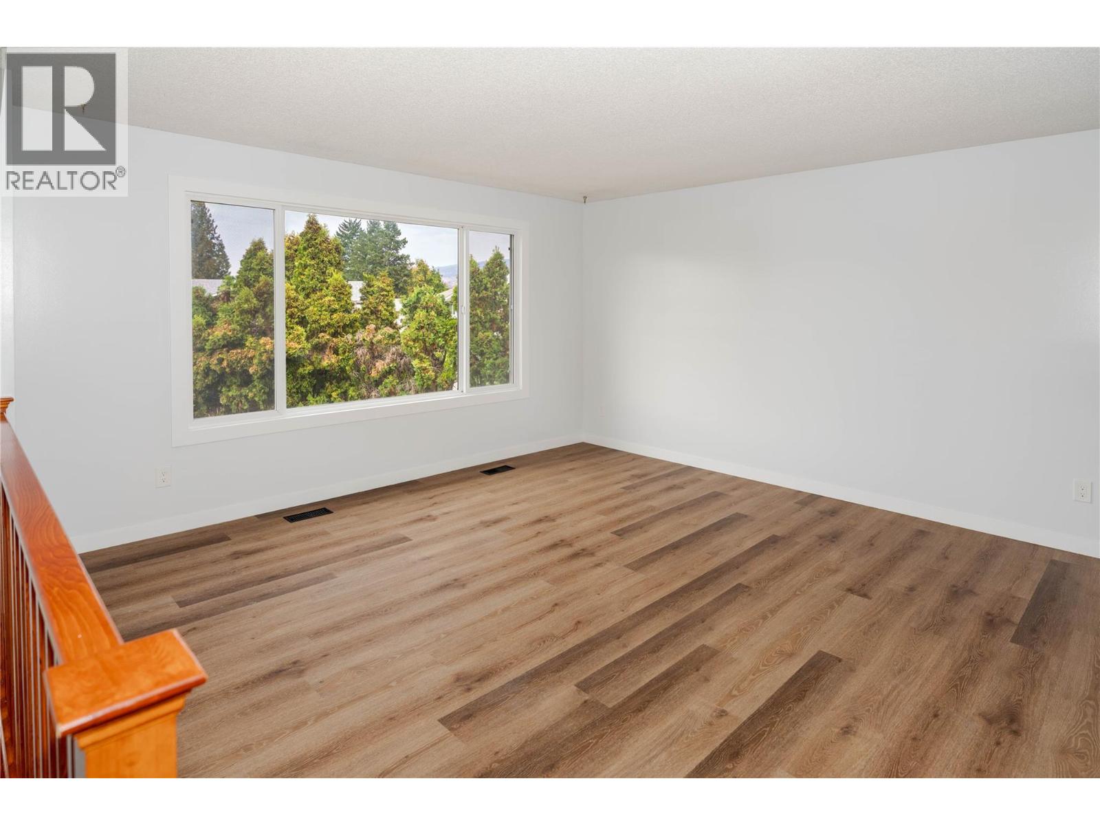 225 JUPITER Court, Kelowna