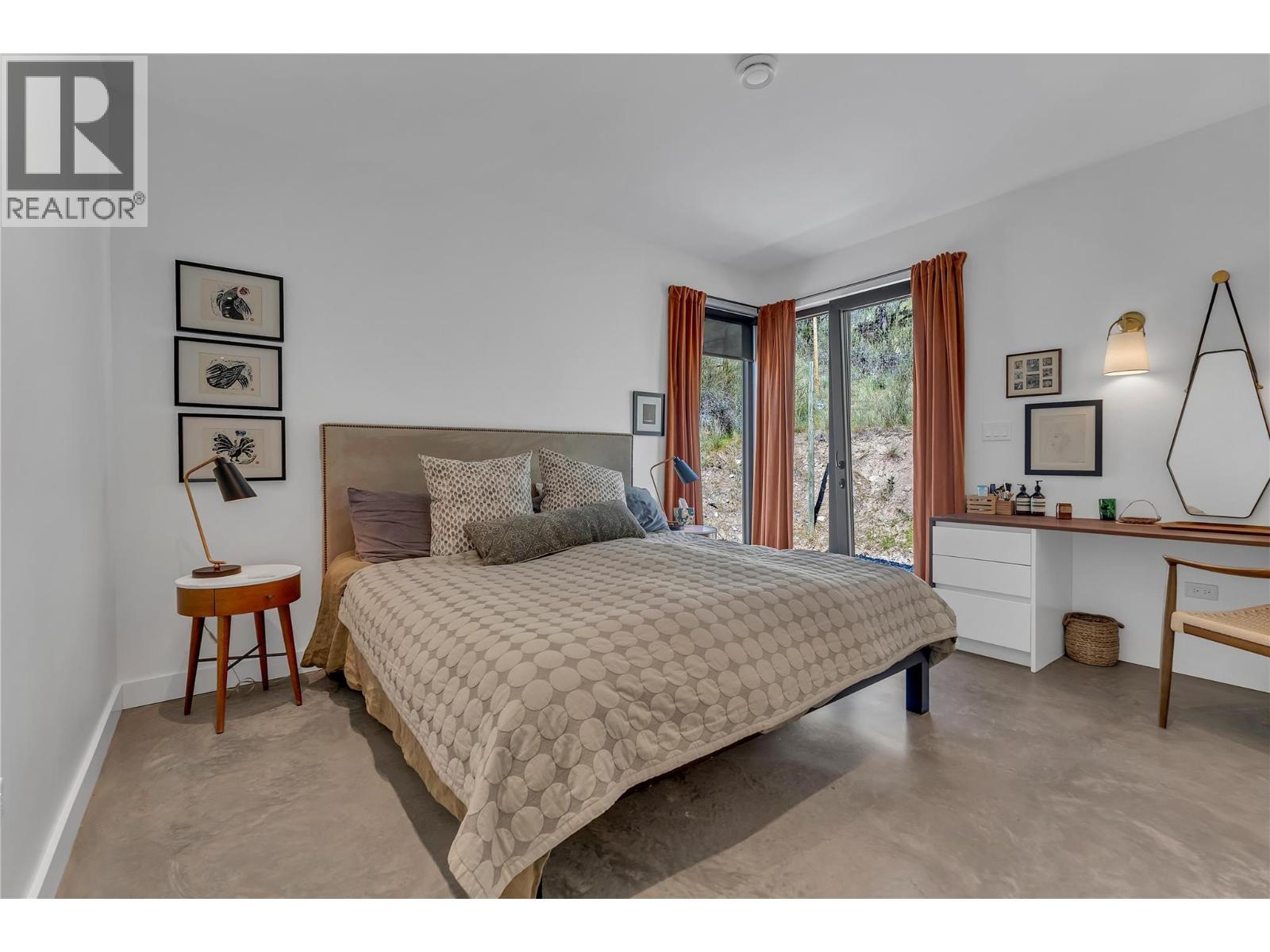 503 Wilson Mountain Road, Oliver