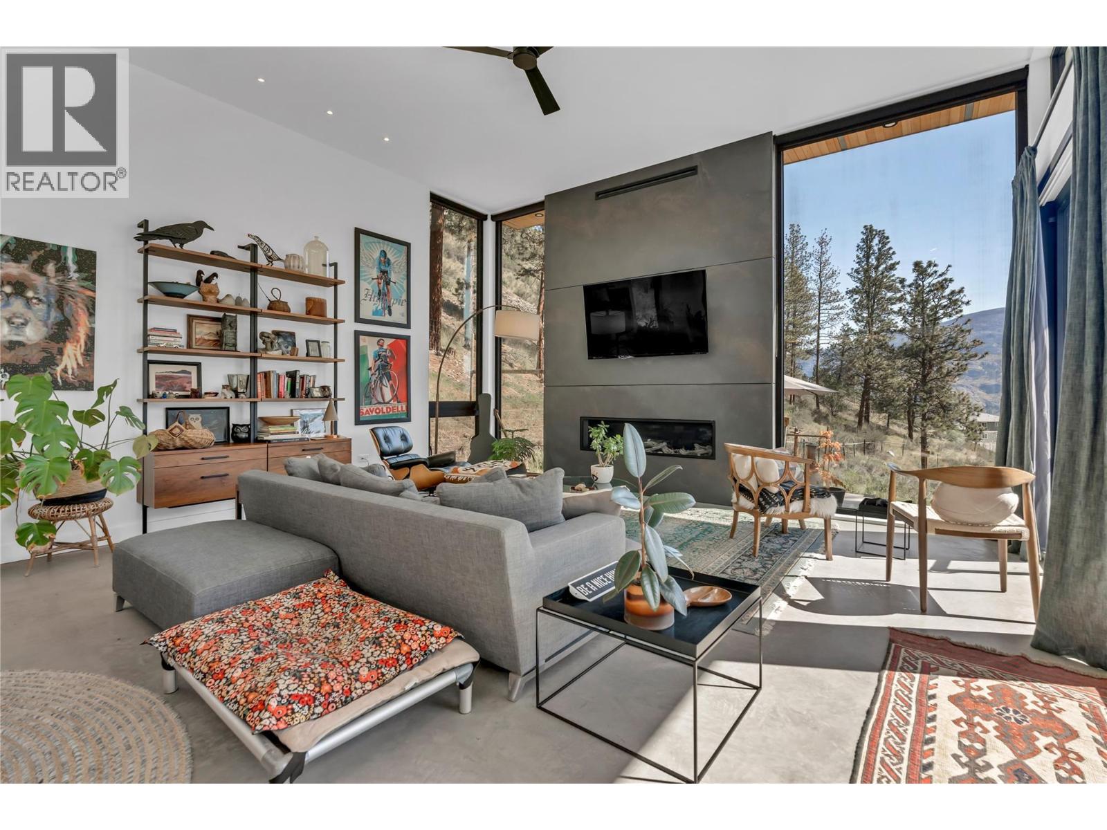 503 Wilson Mountain Road, Oliver