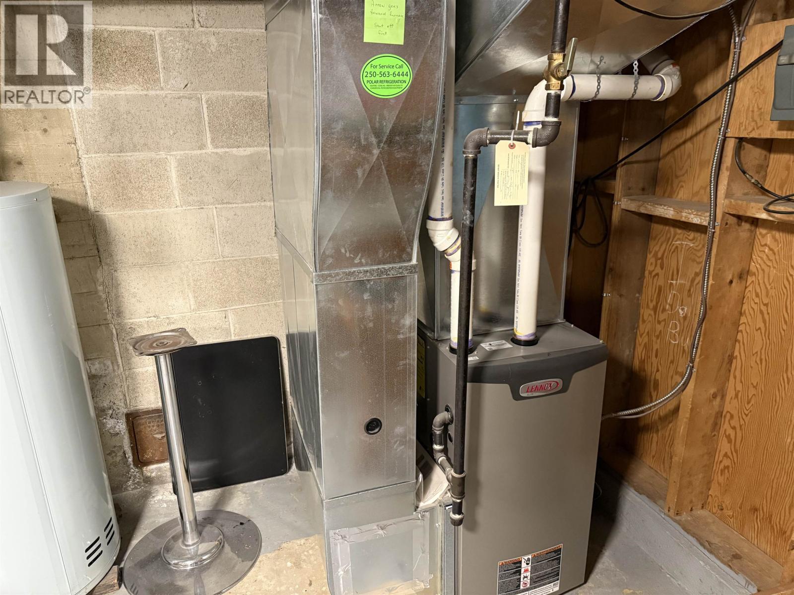 1567 BIRCH STREET - 19